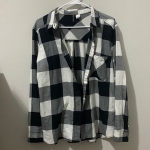 medium black and white flannel shirt